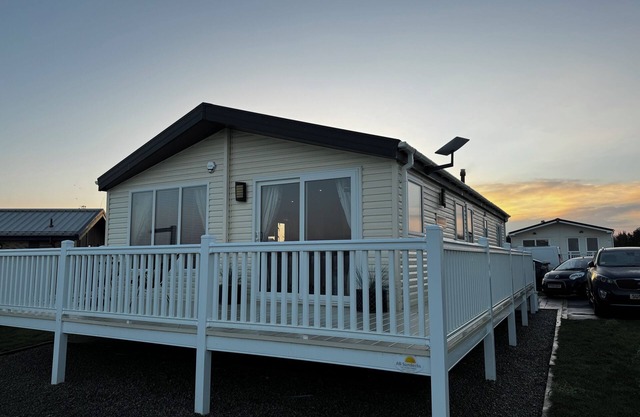 Beautiful Lodge w/Amazing Coastal Views