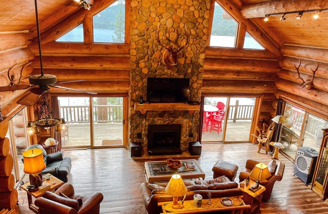 Beautiful Log Cabin w/Beachfront & Stunning Lake Views in Coeur d'Alene Idaho.
