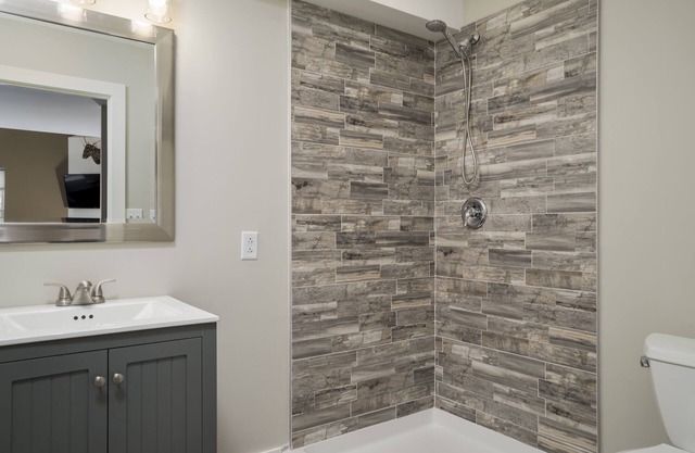 Beautiful & Modern 1-Bedroom Apartment in the Heart of Ellicottville!