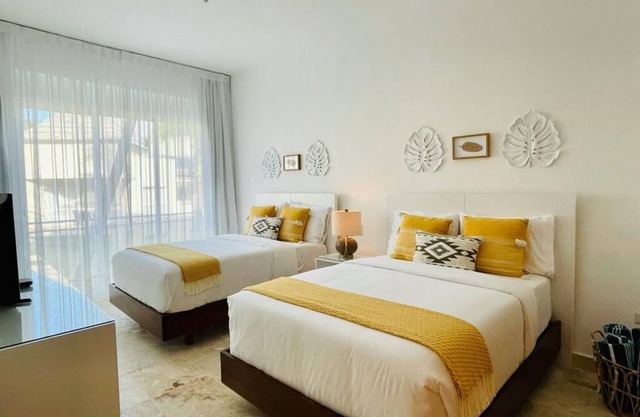 Beautiful new Condo at coson bay