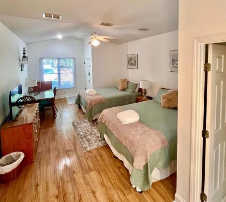 Beautiful Newly Remodeled Mini Suite at Sea Trail Resort