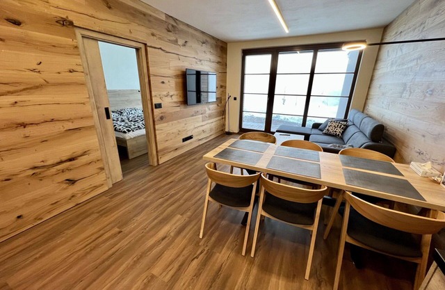 Beautiful private villa for 6 guests with WIFI, TV, terrace and panoramic view