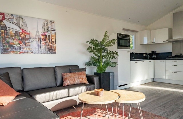 Beautiful private villa for 4 guests with WIFI, TV, terrace and parking