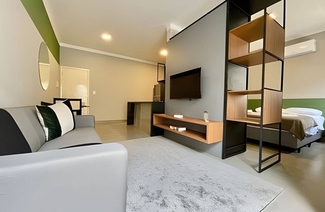 Beautiful Studio Apartment - Center