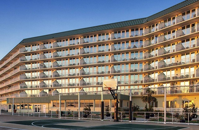 Beautiful studio unit at resort, sleeps 2