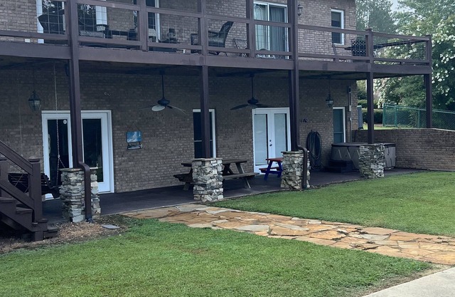 Beautiful sunsets on Weiss Lake. Water front with large private dock