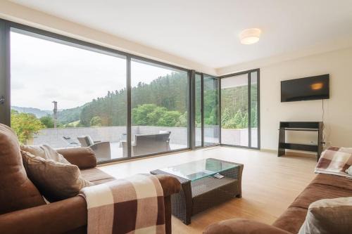Beautiful townhouse 20km from Bilbao