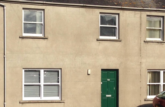 Beautiful Townhouse On Killough Bay.