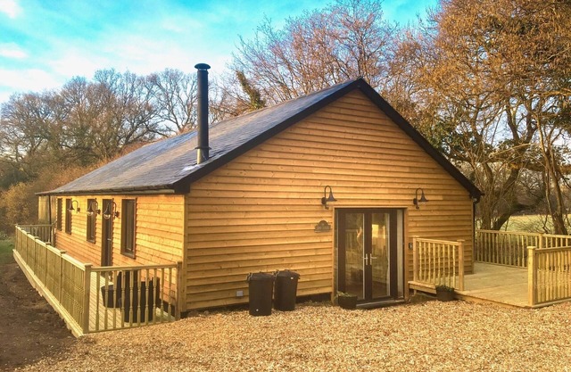 Beautiful Tranquil Barn in 14 acres of perfect peace within New Forest district