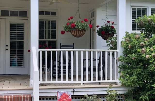 Beautiful Two Story Home adjacent to Country Club