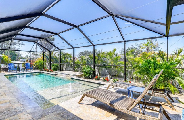 Beautiful Venice Getaway, 4 Mi to Manasota Beach!