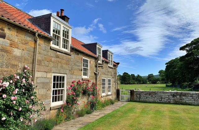 Beautiful villa for 4 guests with WIFI, TV and terrace