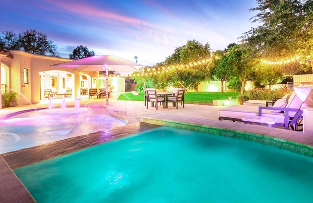 Beautiful Villa with Casita on 1 Private Acre