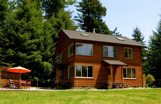 Beautiful, Warm & Welcoming-Redwoods, River, Beaches-includes Hot tub