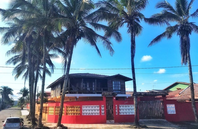 Beautiful waterfront house for rent in Mongaguá - Beachfront
