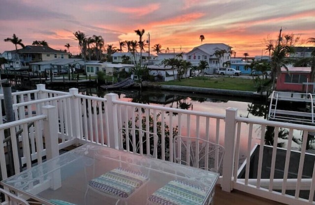 Beautiful waterfront home with pool/spa, boat lift, kayaks and kayak launch!