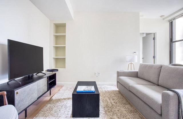 Beauty in Back Bay, 1BR w/Gym, close to the Common by Blueground