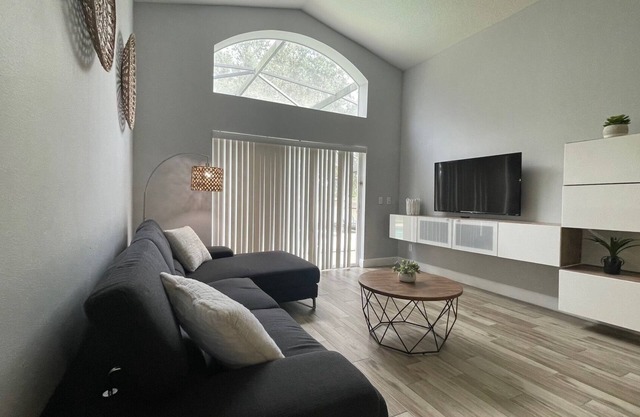 Behemian 4Bd Villa w/Pool at Solana Resort