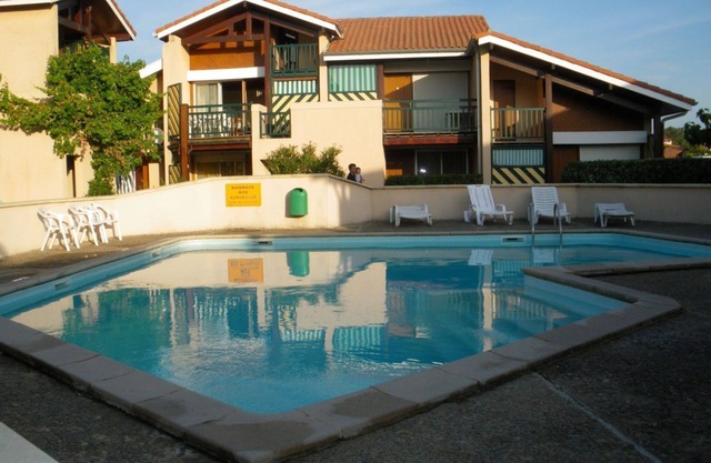 BEL APPT quiet, centrally located, 200m beach, surf spot The Cers - WIFI -