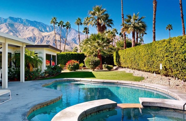 Bella Luisa: Secluded Pool and Spa 5 minutes from downtown