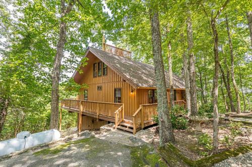 Belle of the Mountain, Panoramic Year Round Mountain View, Crow's Nest, Games in Sautee Nacoochee, Georgia