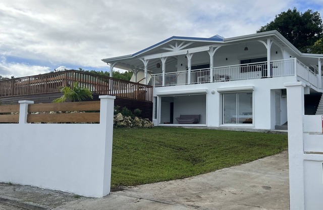 Belle Villa Neuve à Sainte Anne