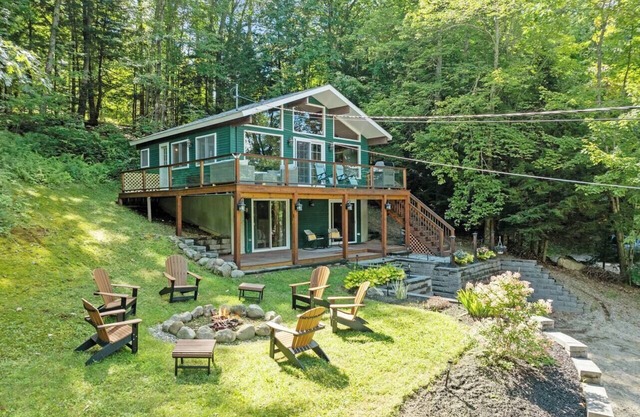 Belleau Lake Escape - Walking distance to lake