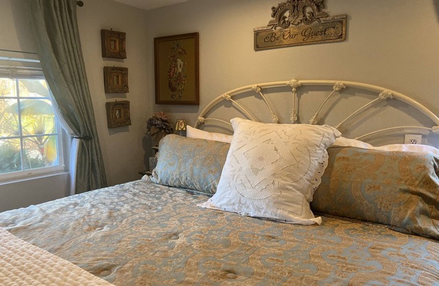 Benicia Cozy cottage