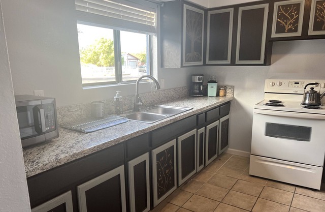 Best Choice - 6 miles to Fremont - 9 miles to Strip