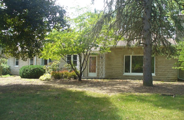 Best Location in Columbus 2800 sq ft safe - quiet street Great access to city