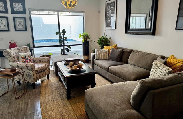 Best place in MTY/San Pedro~Rooftop~Pool~Mtn Views