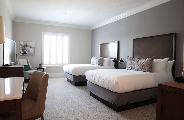 Best Place to Unwind! Free Parking, Prime Location Close to Winters Museum!