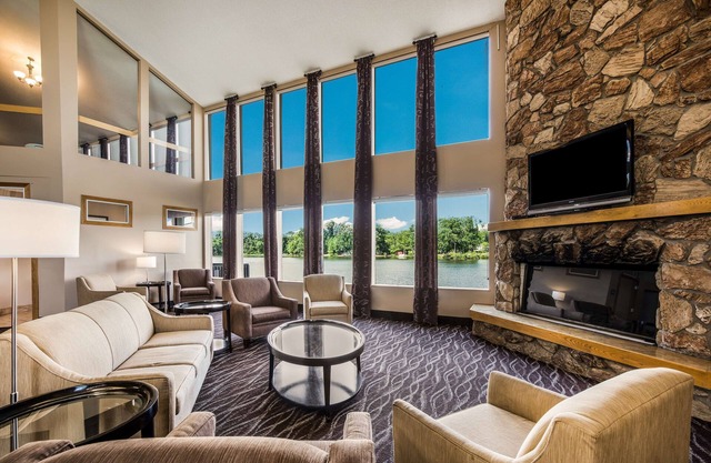 Best Western Indian Oak