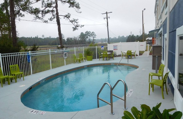 Best Western Waldo Inn and Suites