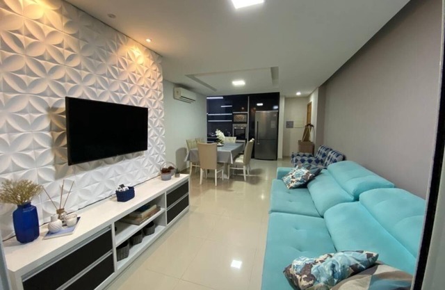 Beto Carrero e Praia à 50m em Apto de Altopadrão