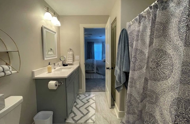 Bettendorf Condo: King Suite, 3 Bedrooms & Garage!