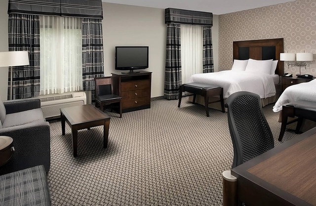 Better Choice for your Vacation! 2 Relaxing Units, Indoor Pool, Free Breakfast!