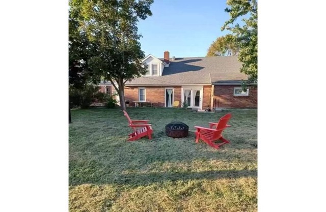 Between the vines BnB: 3 bdrm rustic/modern home