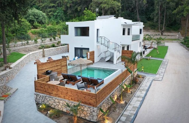 BH510 - R - Villa Rhodes