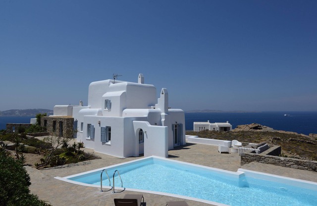 BH806 - C - Villa Mykonos