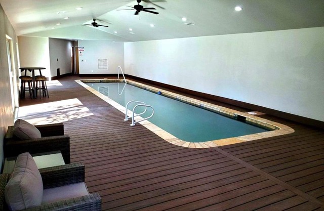 Big Bear Splash Home