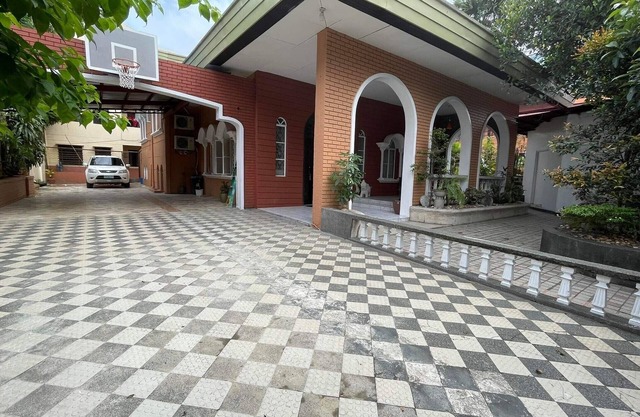 Big Beautiful House, Pasig, Metro Manila
