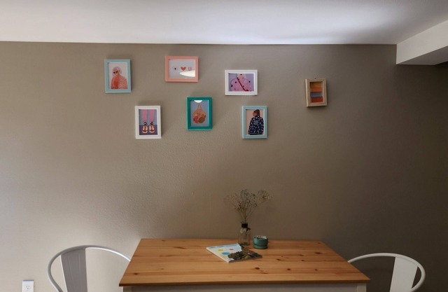 Big, Bright Apartment in Excellent NE Alberta Arts Location