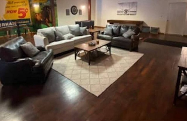 Big Loft in the Heart of Old Town