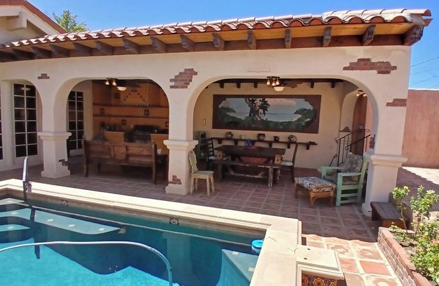 BIG ONE OF A KIND EUROPEAN SPANISH MEXICAN HACIENDA HOUSE W/POOL ARTSY VINTAGE
