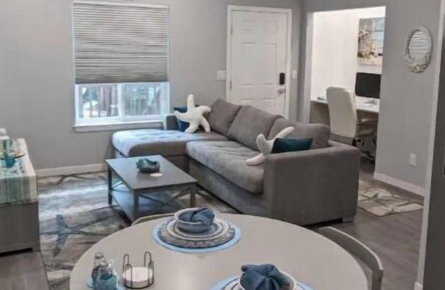 Big Sky Little Mountain -Corporate/Transition Home