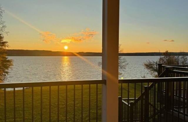Big Sky Lodge Sunset Suite. Luxury Lodging on Long Lake Saint David Maine