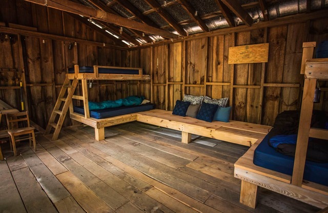 Bill's Cabin - 38 acres- hiking, mountain biking, waterfall