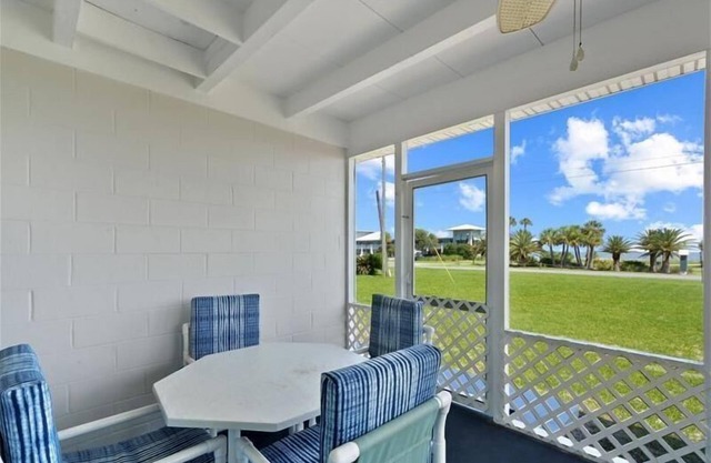 Bill Smith House A - great location with ocean views