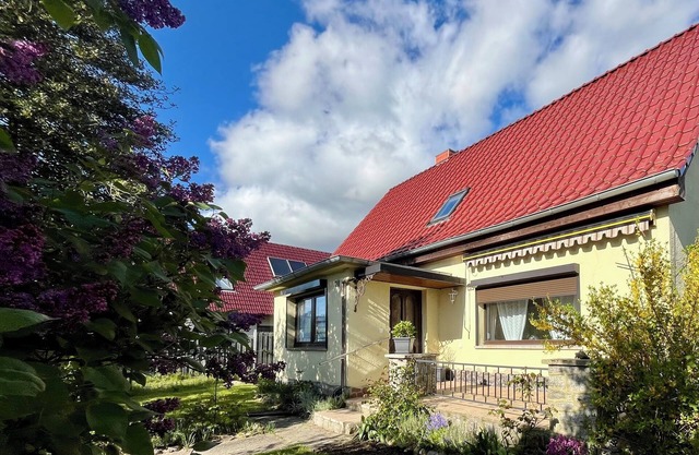 Birkenblick Rügen for max. 6 persons + baby, approx. 90sqm, with terrace and garden